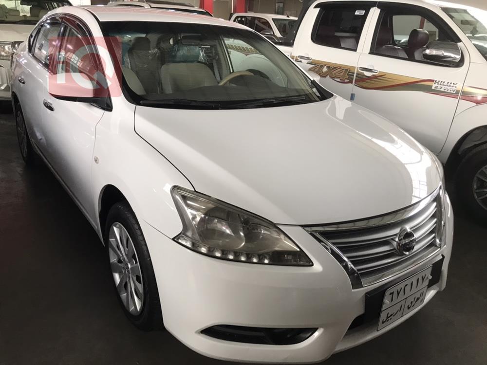 نيسان سنترا